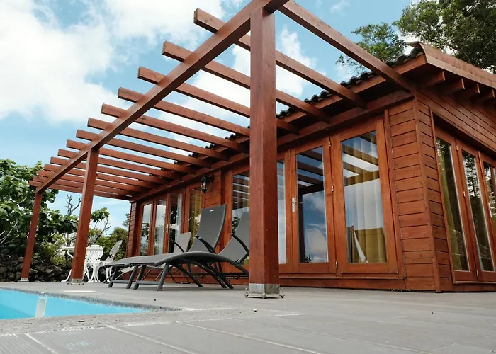 Adega Da Quinta -casa Da Pipas * Madalena (Azores)